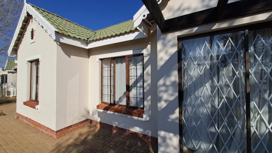 3 Bedroom Property for Sale in Hillside Free State